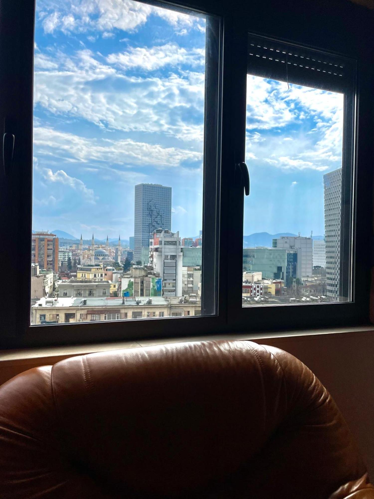 Easy Peasy - 9Th Floor View Downtown Daire Tiran Dış mekan fotoğraf